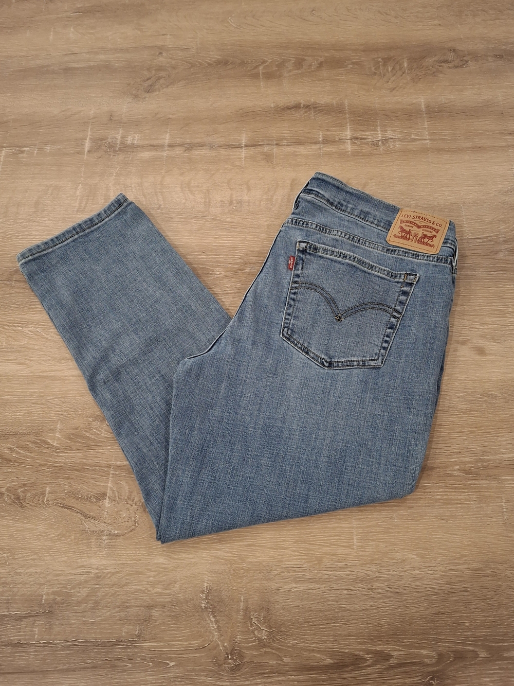 Levi's Boyfriend Jeans Women's 32 x 27 Light Wash Denim